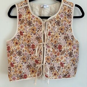 Madewell Floral Tie-Front Vest